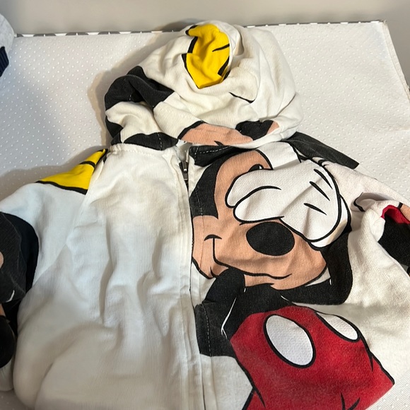 ZARA Mickey hoodie Disney 12-18m 2/$25 - Picture 1 of 1